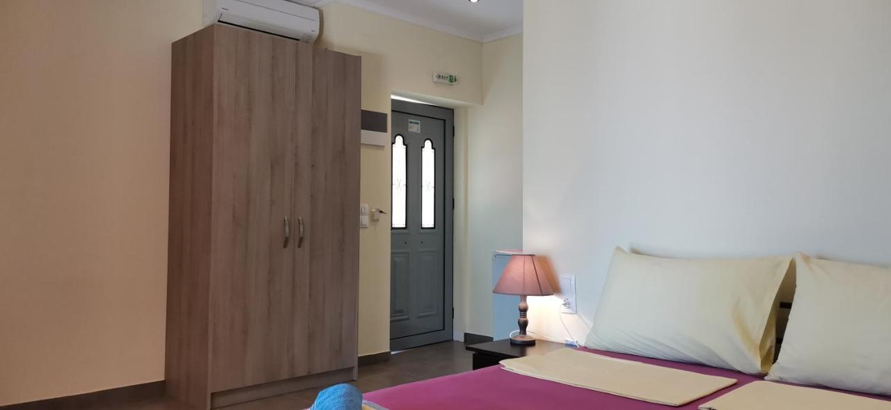 Pelekas Beach Apartments Rolling Stone Exterior photo