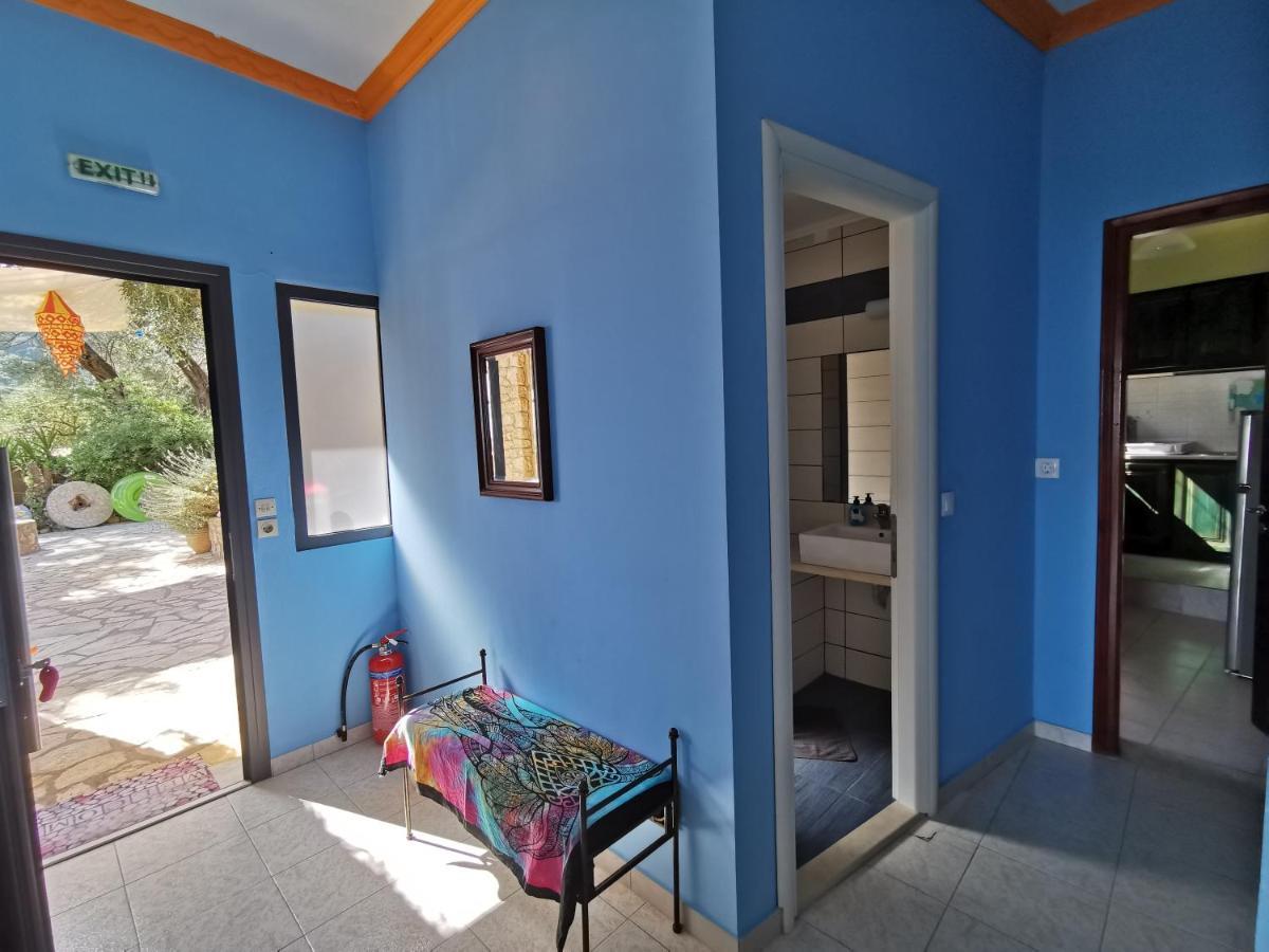 Pelekas Beach Apartments Rolling Stone Exterior photo