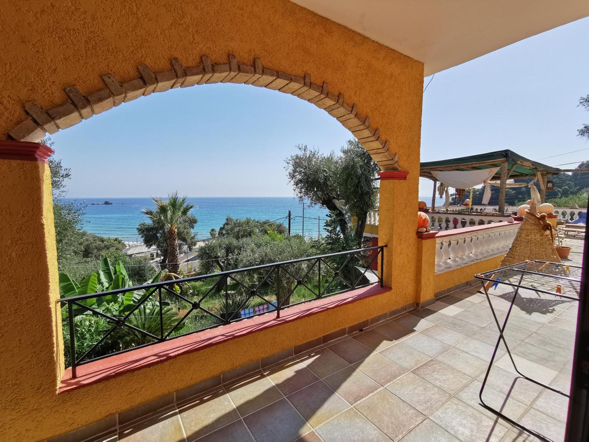 Pelekas Beach Apartments Rolling Stone Room photo